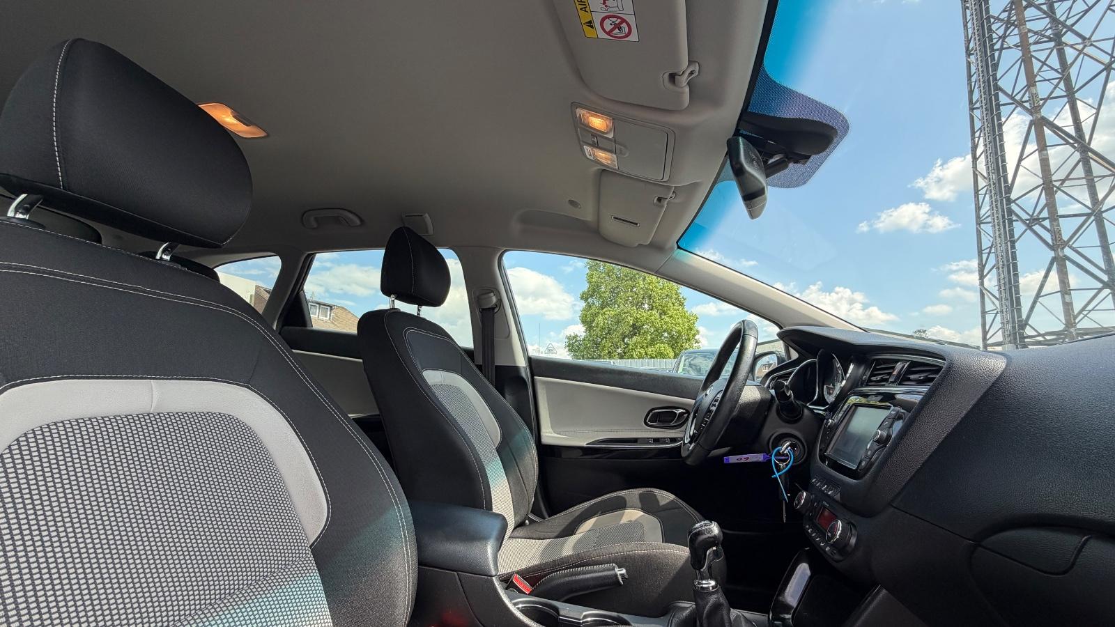 Kia cee'd Sportswagon 1.6 | KAMERA | 2.HAND | NAVI