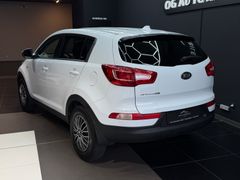 KIA Sportage Attract 2WD*KLIMA*KAMERA*SHZ*NAVI*TOP KIA Sportage Attract 2WD*KLIMA*KAMERA*SHZ*NAVI*TOP