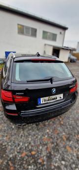 BMW 530d xDrive Touring A Luxury Line Luxury Line - BMW 530 mit Diesel-Antrieb: Kombi, Automatik