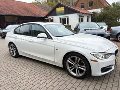 BMW 320i Sport Line Autom*Leder*Xenon*S-Dach*RFK*PDC