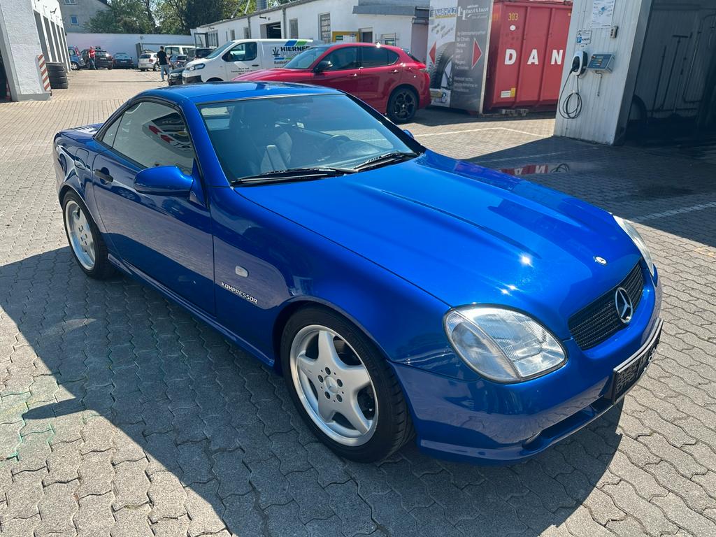 Mercedes-Benz SLK 230