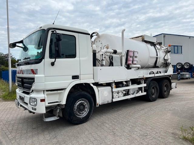 Mercedes-Benz 2641 Actros 6x4 930/4 2641   OM 50
