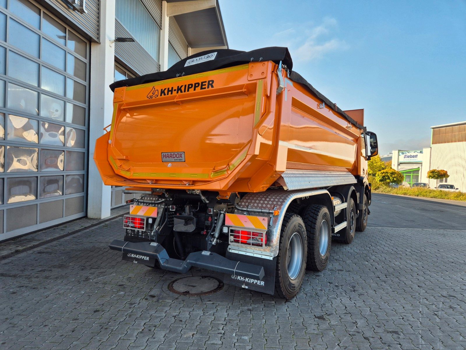 Fahrzeugabbildung Iveco AD360X54Z HR OFF 8x4 Intarder AHK