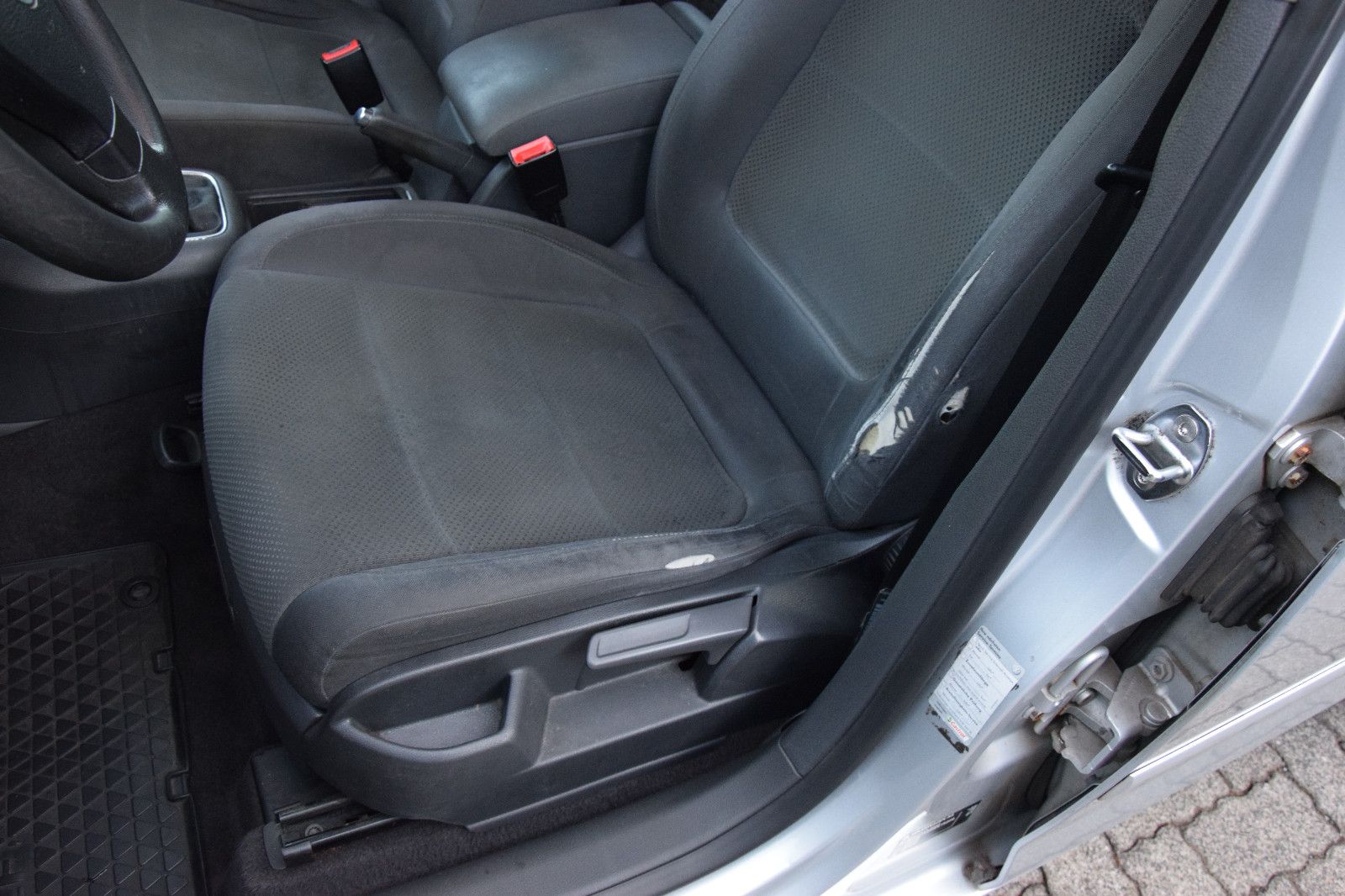 Fahrzeugabbildung Volkswagen Golf Plus V Comfortline 2. Hand Klima