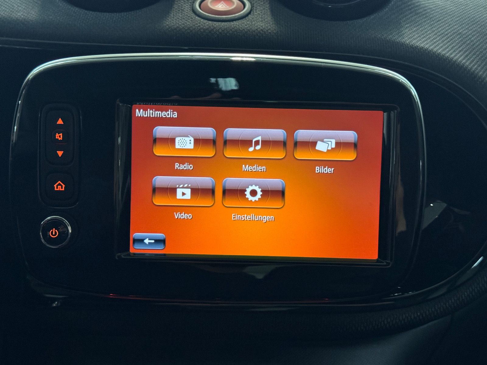 Fahrzeugabbildung Smart ForTwo Coupe EQ PRIME EXCLUSIVE ABSOLUT VOLL 22K