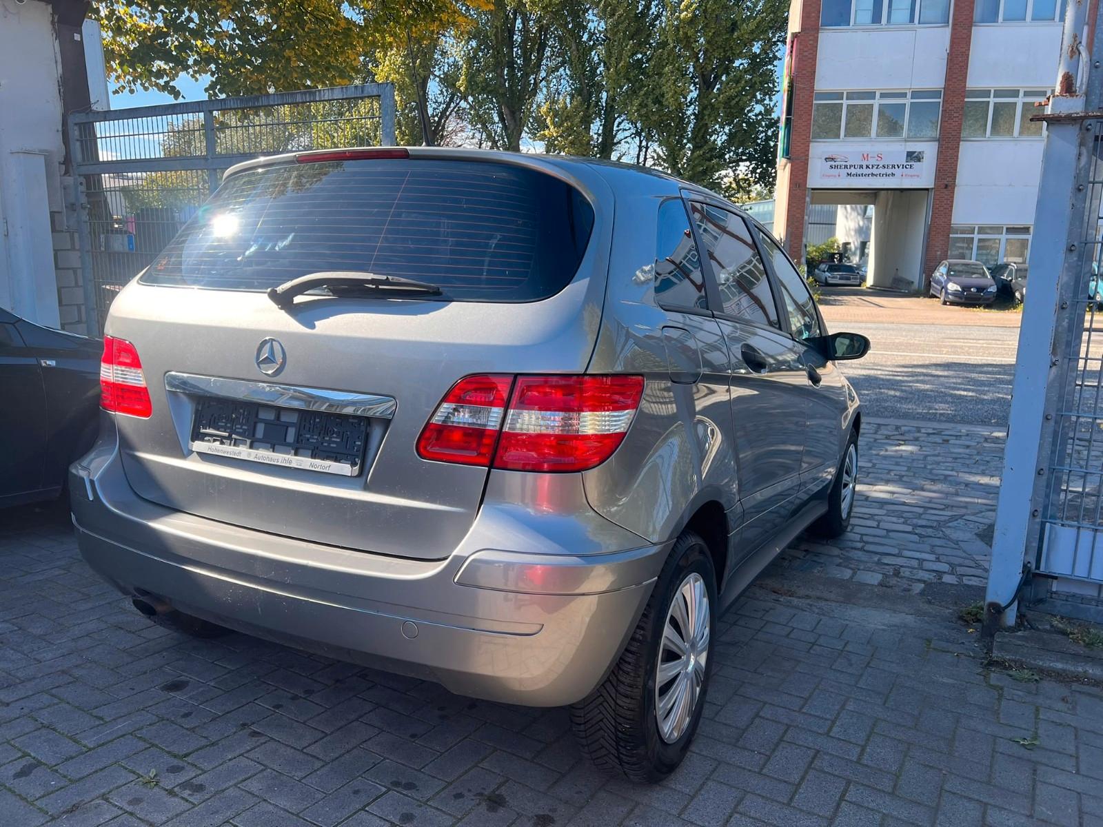 Mercedes-Benz B170 2005 — photo 8
