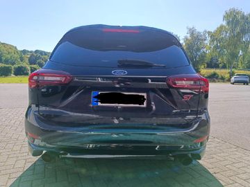 Ford Focus Turnier ST X