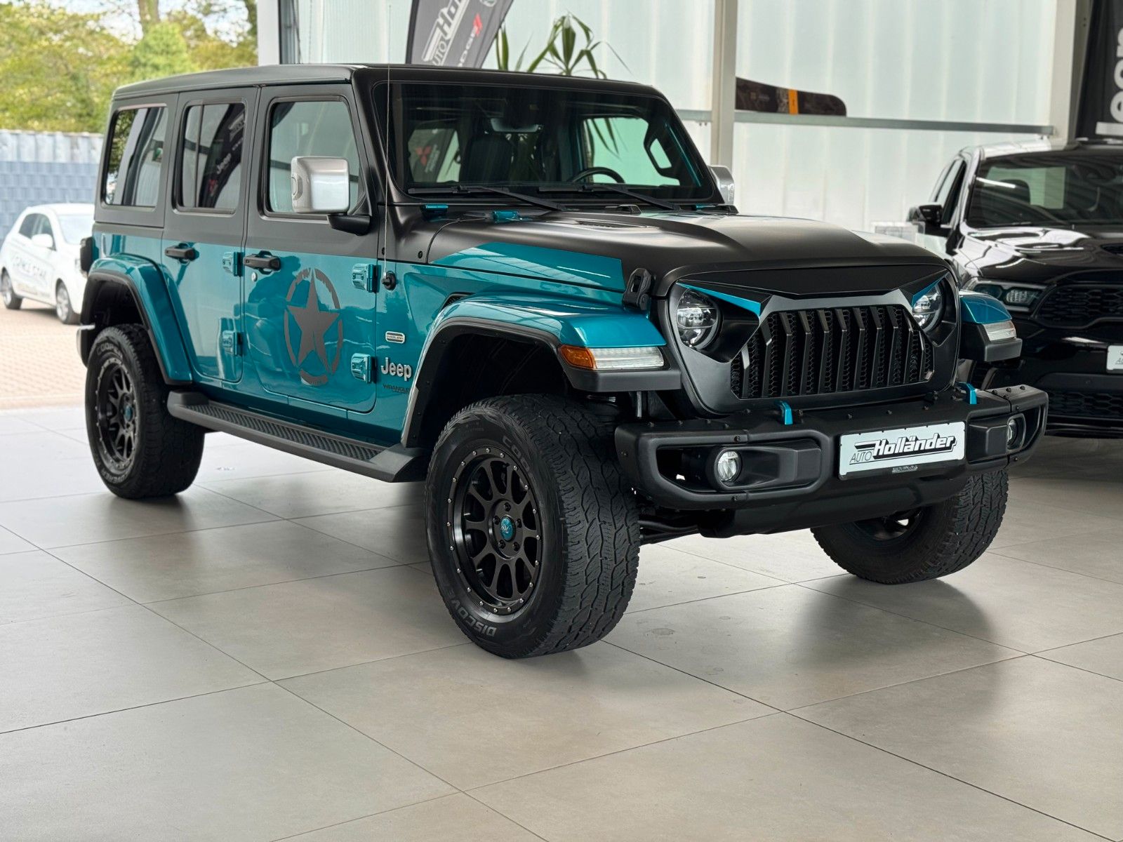 Fahrzeugabbildung Jeep Wrangler 2.2 CRDi Sahara Overland "SkyOne AHK"