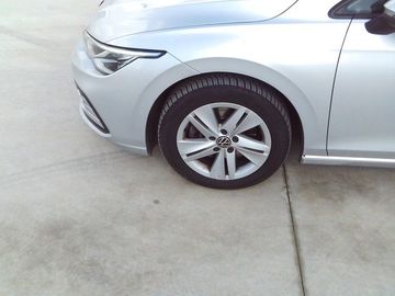 Volkswagen Golf - 12