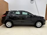 Nissan Qashqai Visia 1.2 AHK/TEMP/ZV+GARANTIE+08.27 - Nissan Qashqai: 1.0
