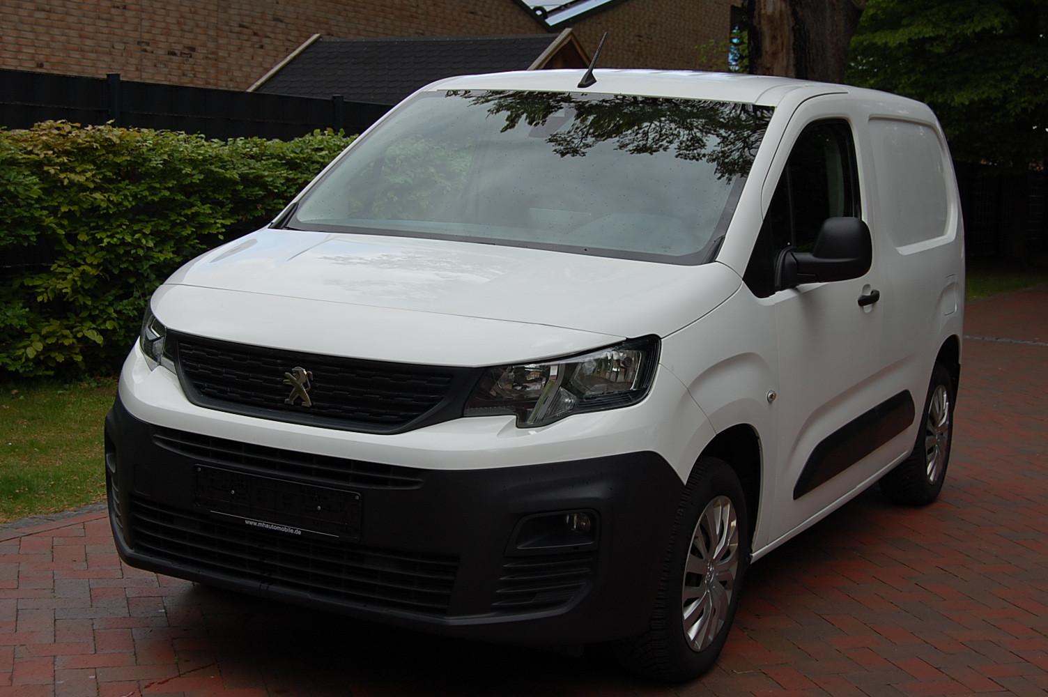 Peugeot Partner 100 HDI Premium L1 3Sitzer Navi