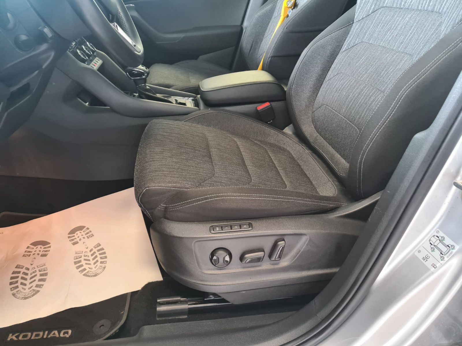 Fahrzeugabbildung SKODA Kodiaq Style / KAMERA / LED / NAVI / AHK