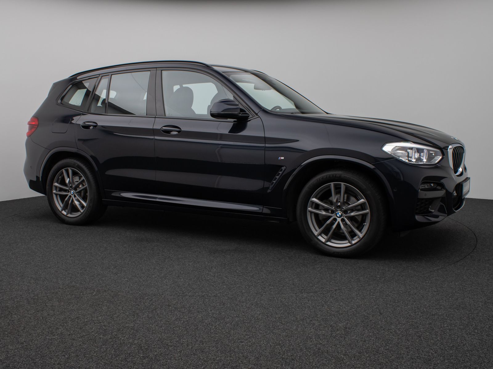 Fahrzeugabbildung BMW X3 xD20d M Sport Kamera DAB HiFi AHK Alarm 19Zol