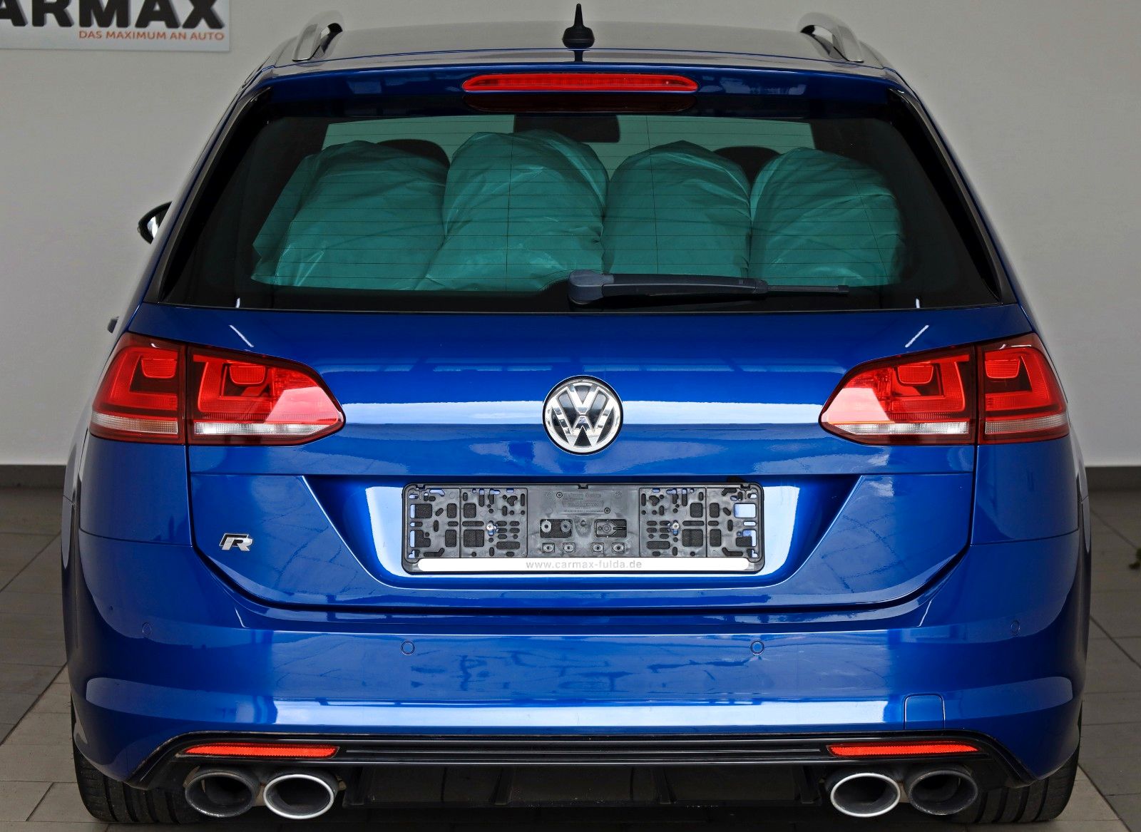 Fahrzeugabbildung Volkswagen Golf VII Variant R 4M Navi,Bi-Xenon,SH,PDC