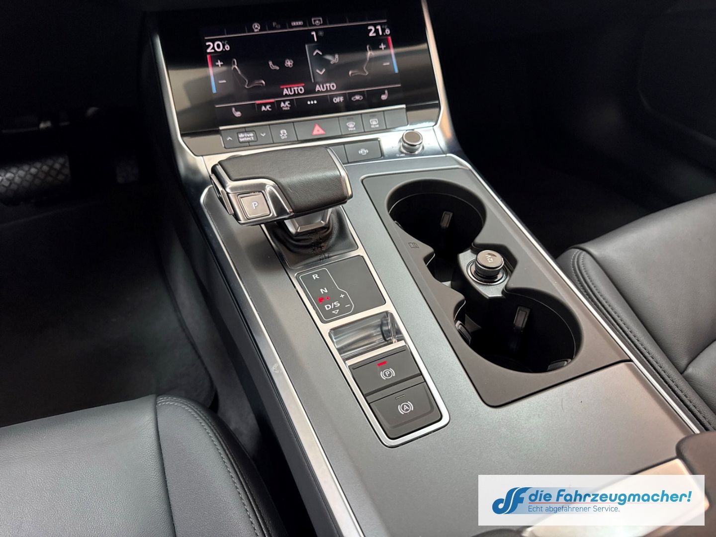 Fahrzeugabbildung Audi A6 Avant 40 TDI Navi LED ACC El. Heckklappe Mehr