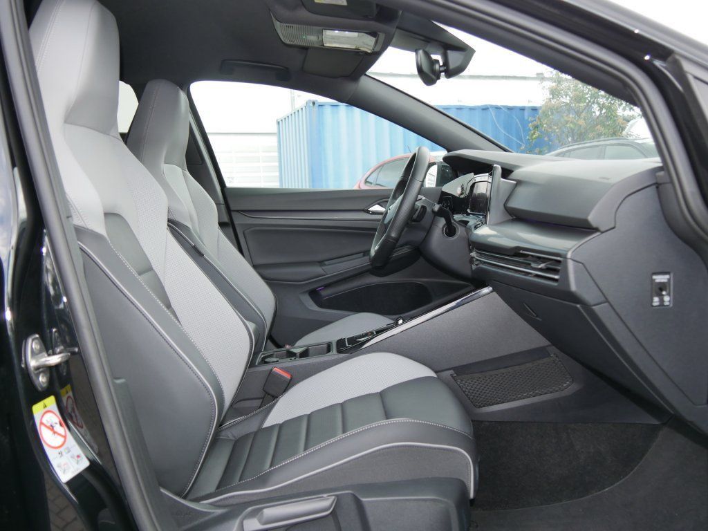 Volkswagen Golf VIII 2.0 TDI DSG GTD Navi ACC IQ.LIGHT DigC foto 4