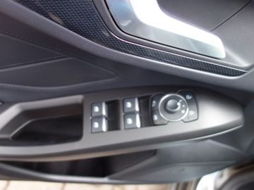 Bild 10 Ford Focus Lim. ST-Line
