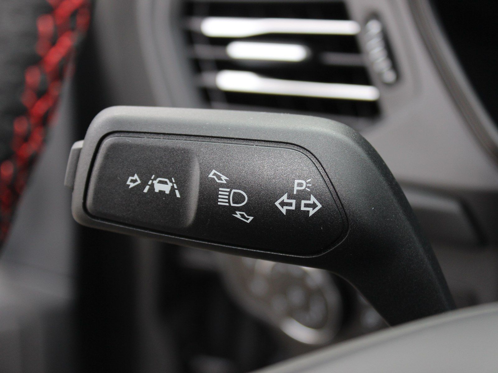 Fahrzeugabbildung Ford Focus ST-Line X 1,5 EcoBlue