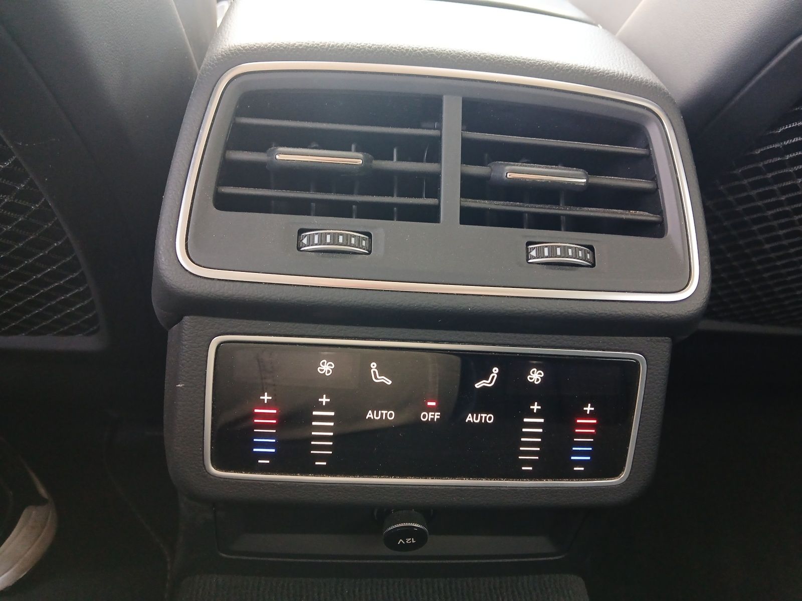 Fahrzeugabbildung Audi A7 Sportback 45 TFSI S-tronic Matrix STH AVC ACC