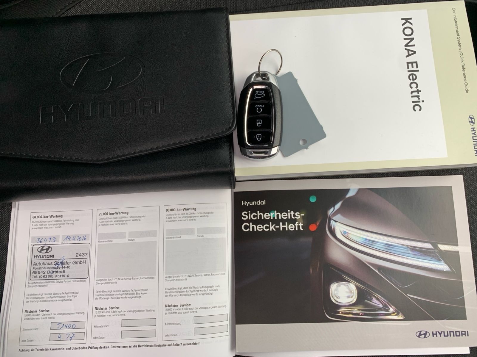 Fahrzeugabbildung Hyundai Kona Select Elektro 11 kW OBC Sitzheizung