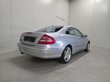 Mercedes-Benz CLK 200 Benzine Autom. - GPS - Goede Staat! - graue Mercedes-Benz CLK 200