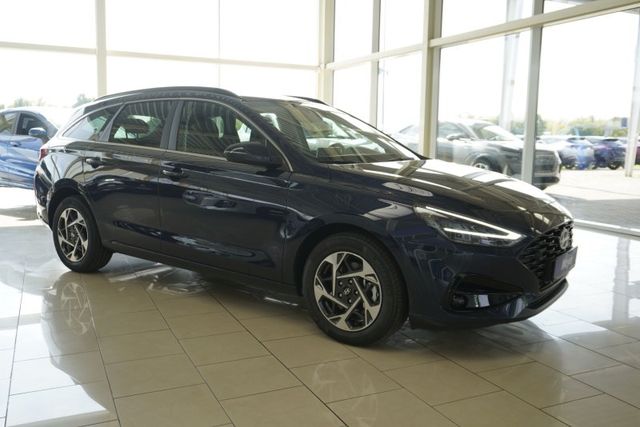 Hyundai i30 Kombi Facelift 1,5T-GDI 7DCT Navi/LED/Kamera