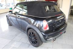 Fahrzeugabbildung MINI One Cabrio One