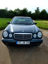 Mercedes-Benz E 280 - Mercedes-Benz 280: 280e