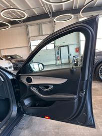 Mercedes-Benz C 220 T BlueTec  d *AHK*Navi*Avantgarde*