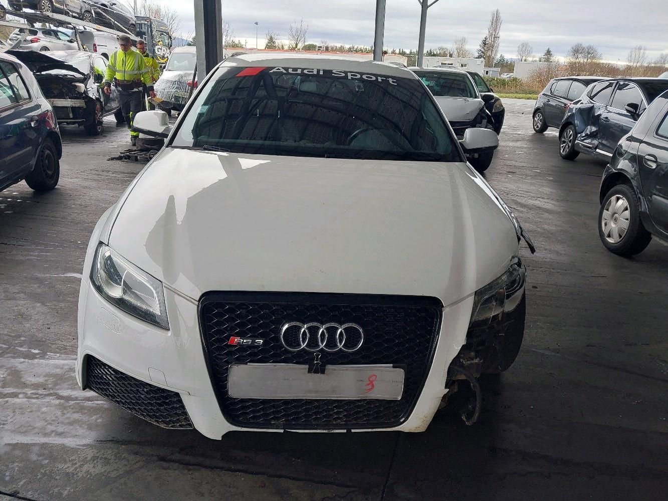 Audi RS3 (8P) 2.5 TFSI 340 QUATTRO
