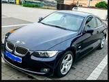BMW 320I COUPE - BMW 320 aus 2010: Coupe