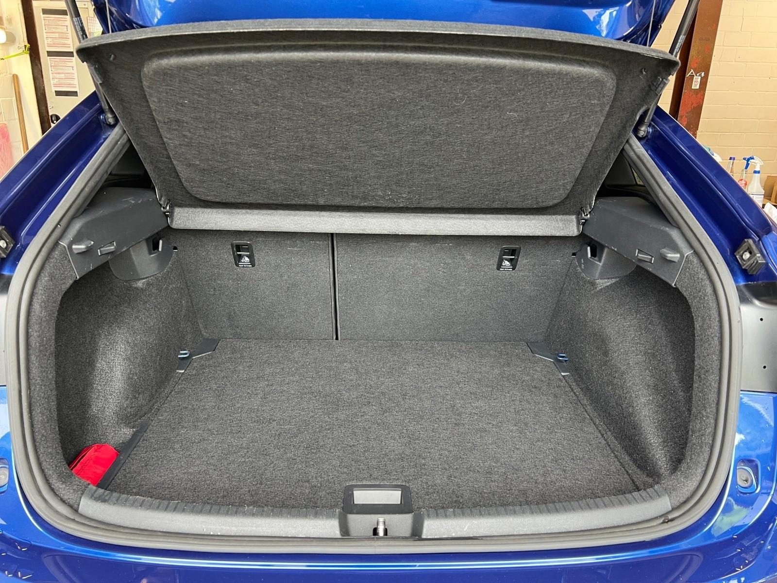 Volkswagen Taigo R-Line *BLACKSTYLE*AHK*PANO*BEATS*NAVI*MAT, миниатюра 12