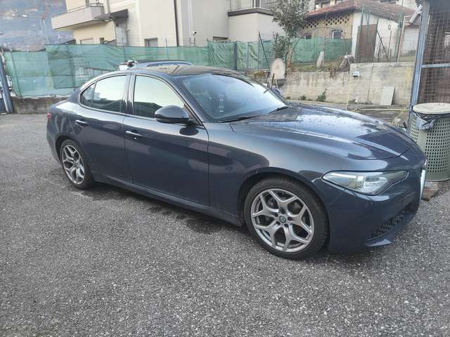 Alfa Romeo Giulia 2.2 CINGHIA ROTTA