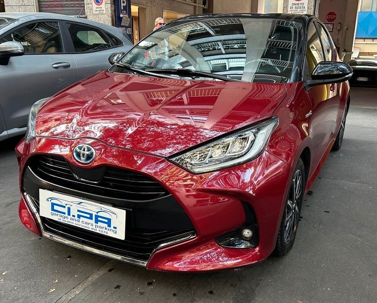 Toyota Yaris 1.5 Hybrid 5 porte Style imagem 3