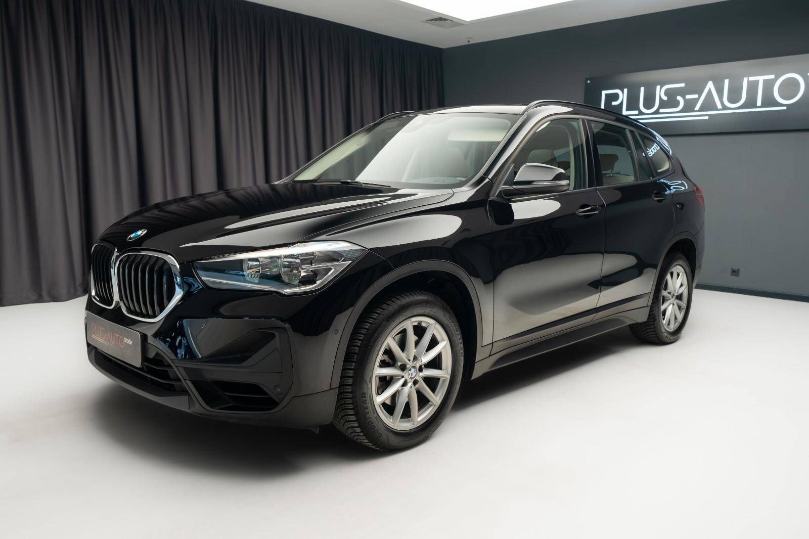 BMW X1 sDrive 18 i Advantage Pano LED Camera