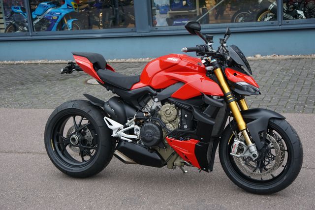 Ducati Streetfighter V4S 1.Hand, nur 6140km, Garantie!