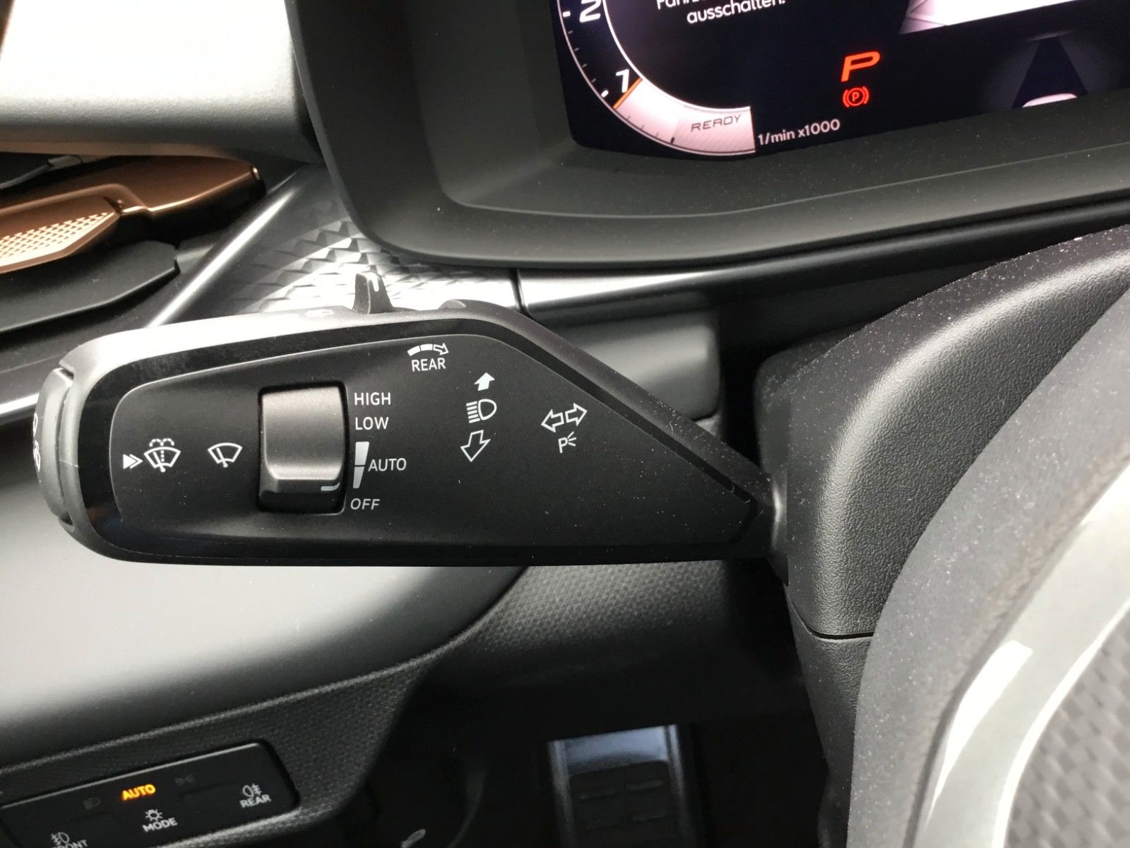 Fahrzeugabbildung CUPRA Terramar 2.0 TSI DSG 4Drive+Matrix+AHK+Pano+360°