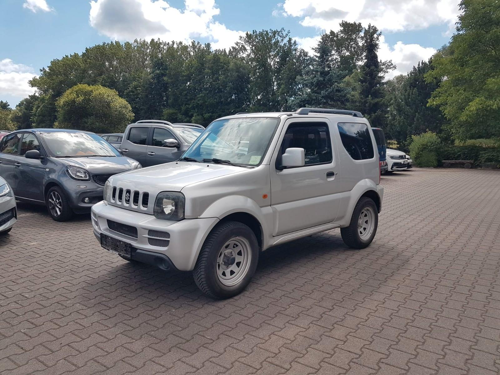 SUZUKI JIMNY 1.3 86 ch - 4X4 - BVM - ATTELAGE - CLIMATISATION