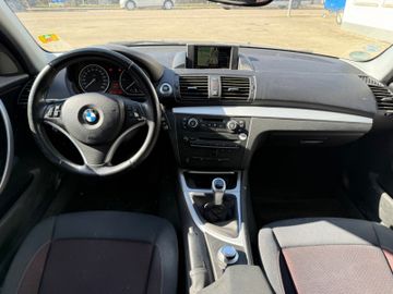 BMW 120d*NAVI*TEMPOMAT*