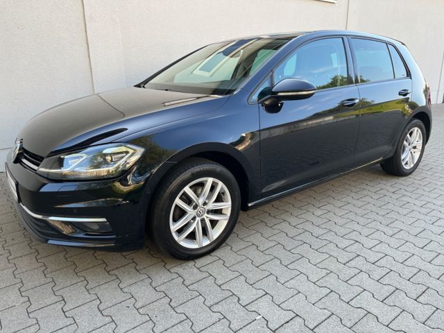 Volkswagen Golf VII Lim. Comfortline LED Navi 1.Hand