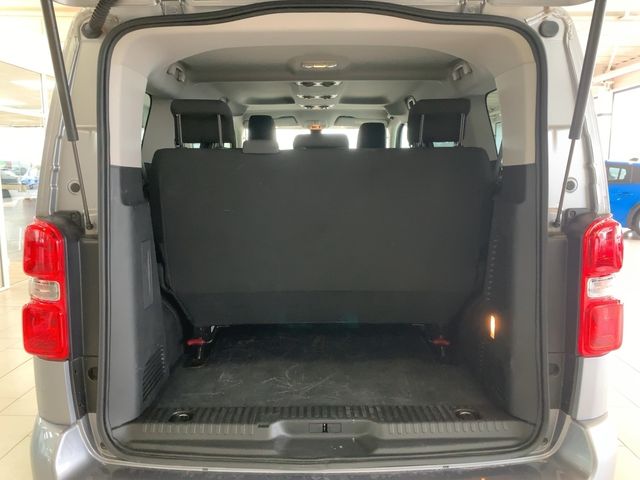 Vivaro 2.0 D M