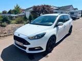 Ford Focus 2,0 EB ST Leder-Exklusiv-Paket Turnier ST - Ford Focus von privat