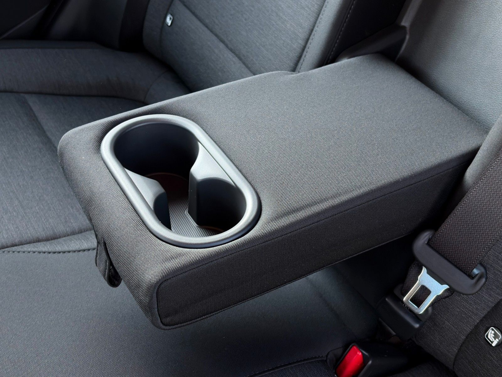 Fahrzeugabbildung Hyundai KONA E Select ACC Cam PDC LFA LKA LHZ SHZ