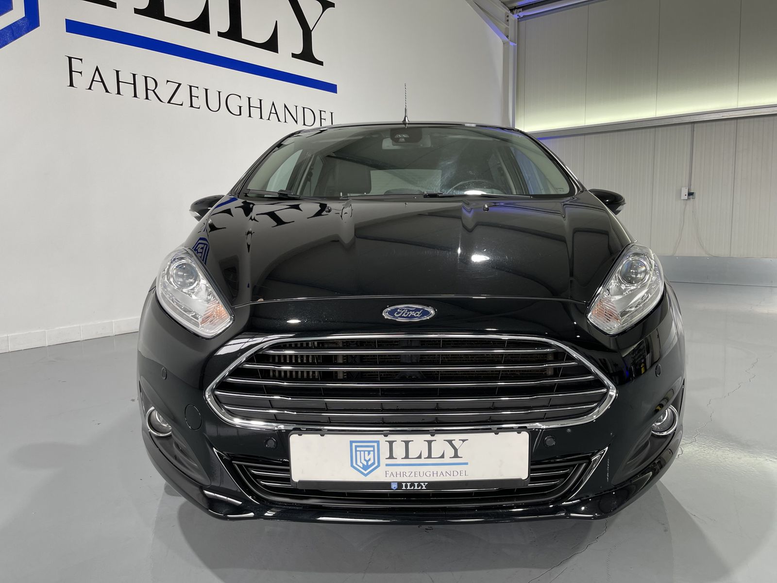 Fahrzeugabbildung Ford Fiesta Titanium1.5 TDCI*LED*MFL*Klima*PDC*