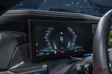 BMW M760 - 11