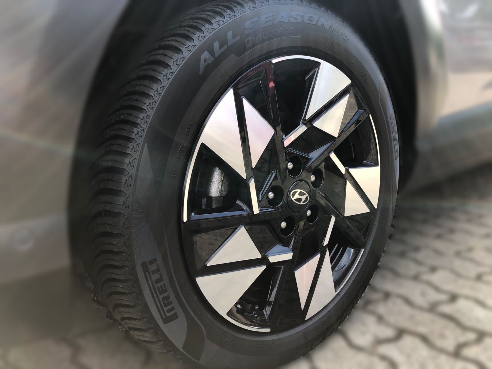 Fahrzeugabbildung Hyundai KONA 1.6 T-GDI 7-DCT Prime el.Schiebedach BOSE S