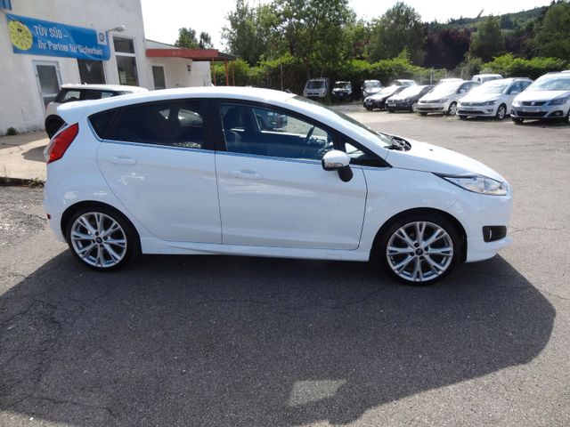 Fahrzeugabbildung Ford Fiesta Titanium/Klima/SitzH/ST-Felgen/125PS