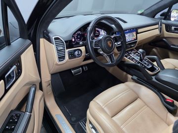 Porsche Cayenne - 7