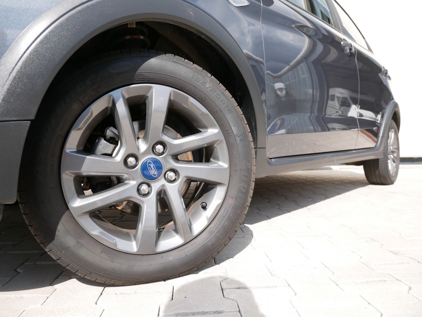 Fahrzeugabbildung Ford KA+ 1.2 Ti-VCT Active SHZ heizb.Frontscheibe PDC