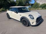 MINI One D One - mit Diesel-Antrieb: Beige, Kleinwagen